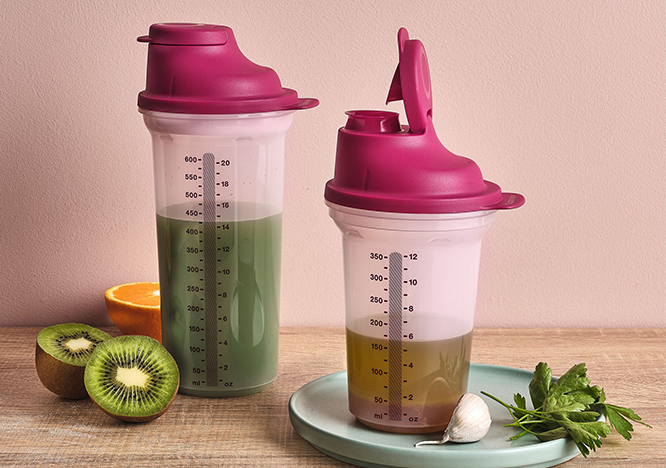 Tupperware Nordic - Shake your delicious summer drinks in Eazy Shaker 💙  #eazyshaker #summerdrinks #cocktails #mocktails #shaker #tupperware  #specialofferinjune #specialsetprice #microhealthydelight